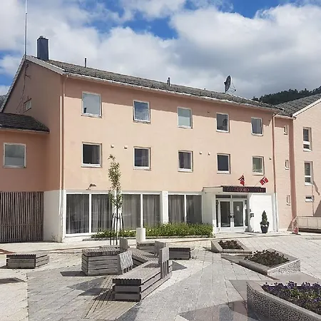 Glomfjord Hotel